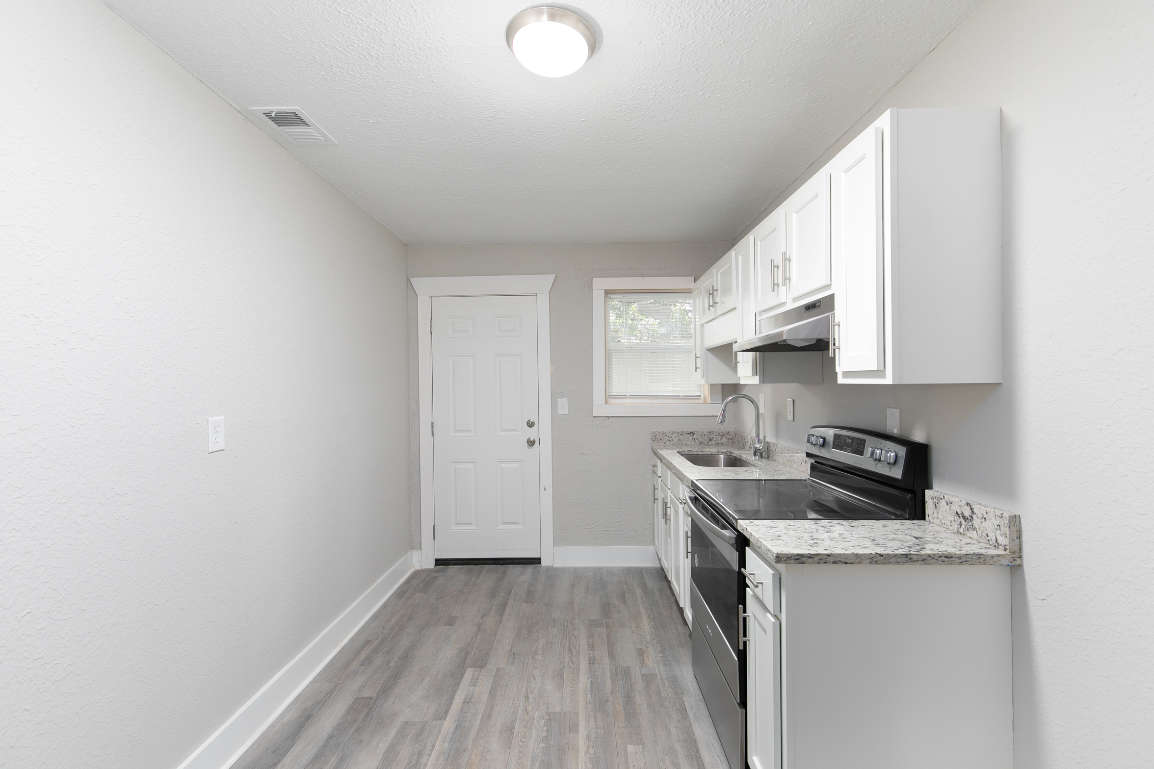 5017 9th Court N-  Unit B