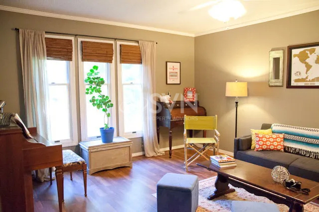 Property thumbnail image